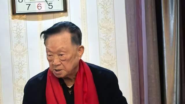 缅怀毛泽东歌颂新时代主题教育活动在京隆重举行