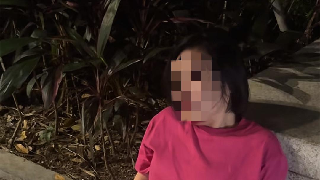 广东女子街头崩溃痛哭：感情的失败，生活的压力，让她喘不过气