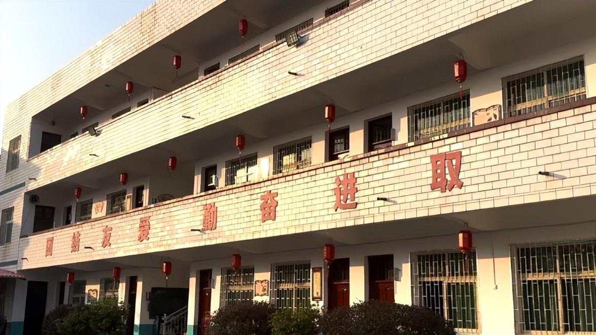 乡村校长性侵案：恶魔潜伏，人间何处是净土？我们该如何守护孩子？