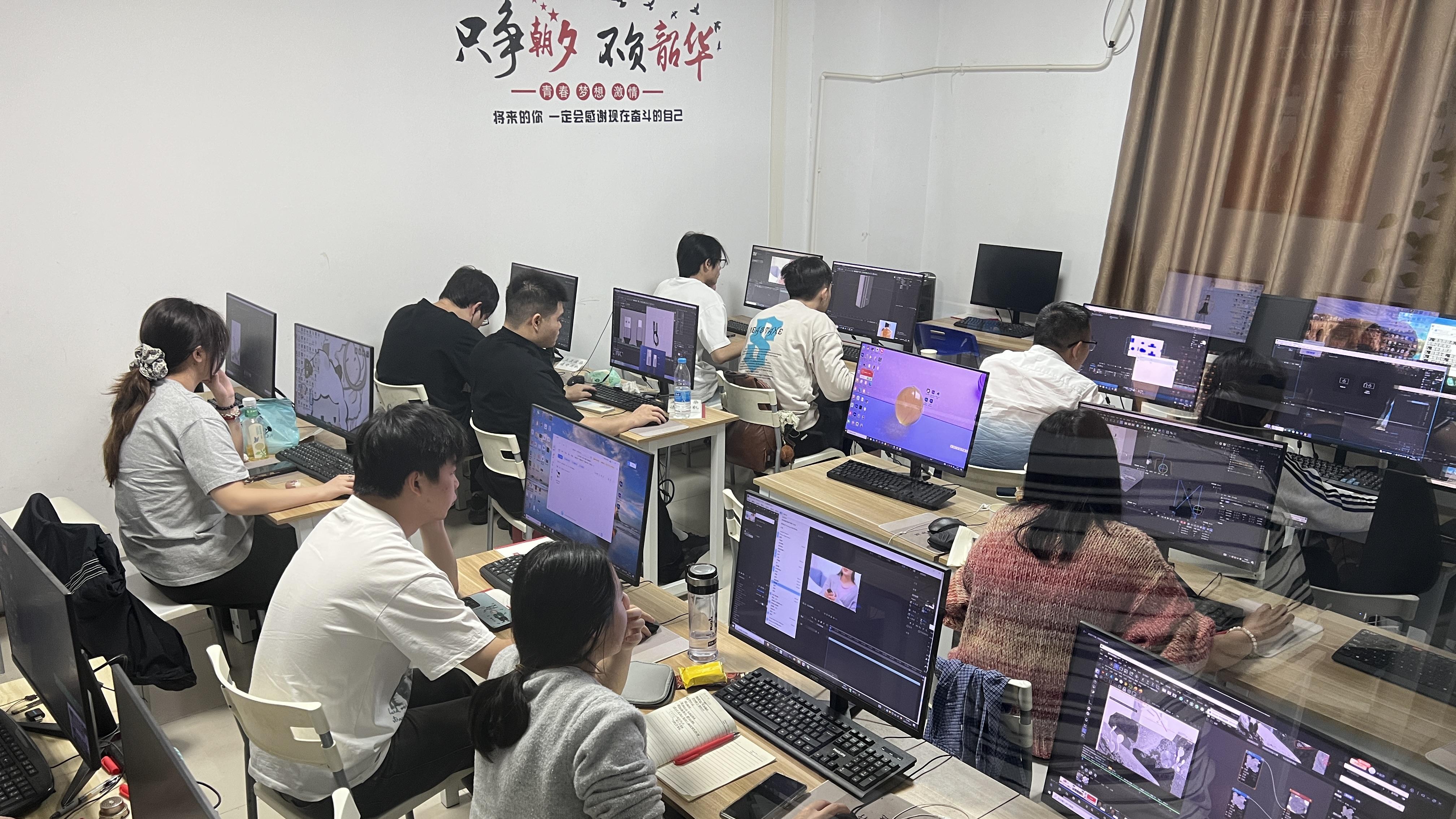 学剪辑别跟风瞎入门，选对靠谱机构才是关键，方向错了努力白费