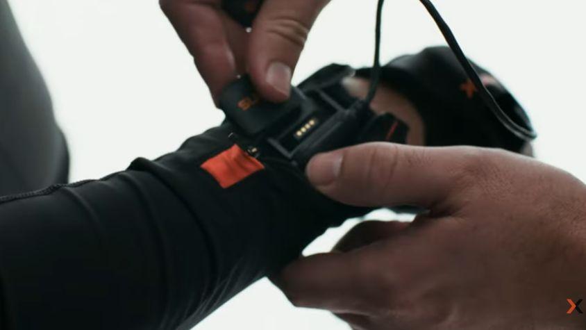 下一代Xsens Link抢先看，提供外接电池热插拔与机器人相关应用