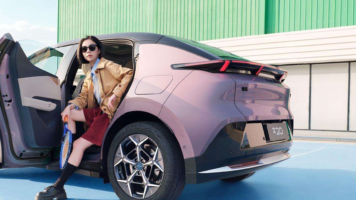 闭眼入还是谨慎选？领克Z20、元PLUS、零跑B10大PK三款车型对比