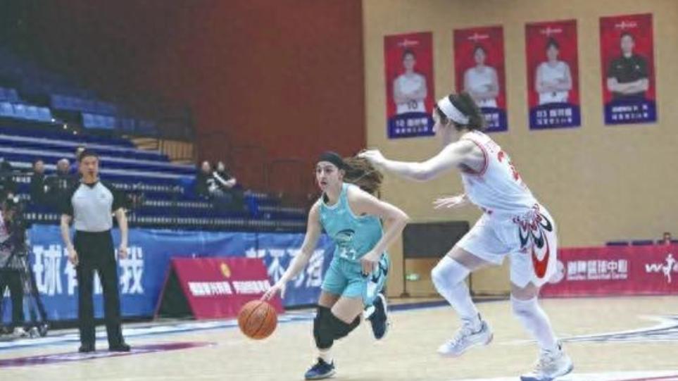 福建女篮主场迎战武汉女篮，生死对决一触即发