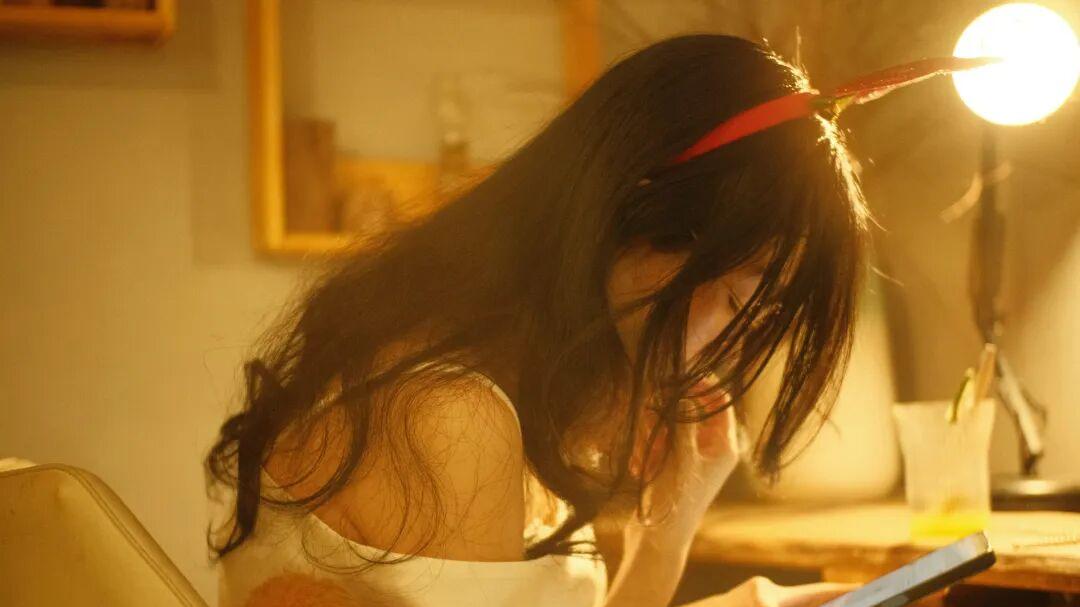 3000万人花钱找人聊天！现在的人为什么越来越缺爱？