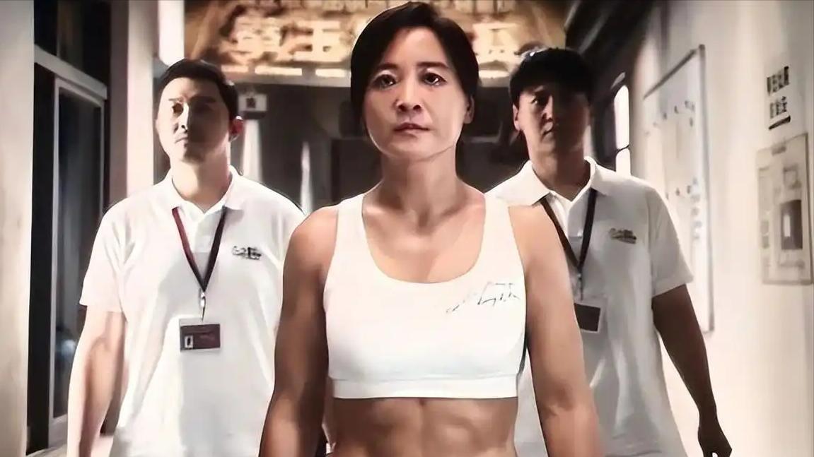 贾玲体重为何波动？她终于说出背后真相，答案竟是为了观众！