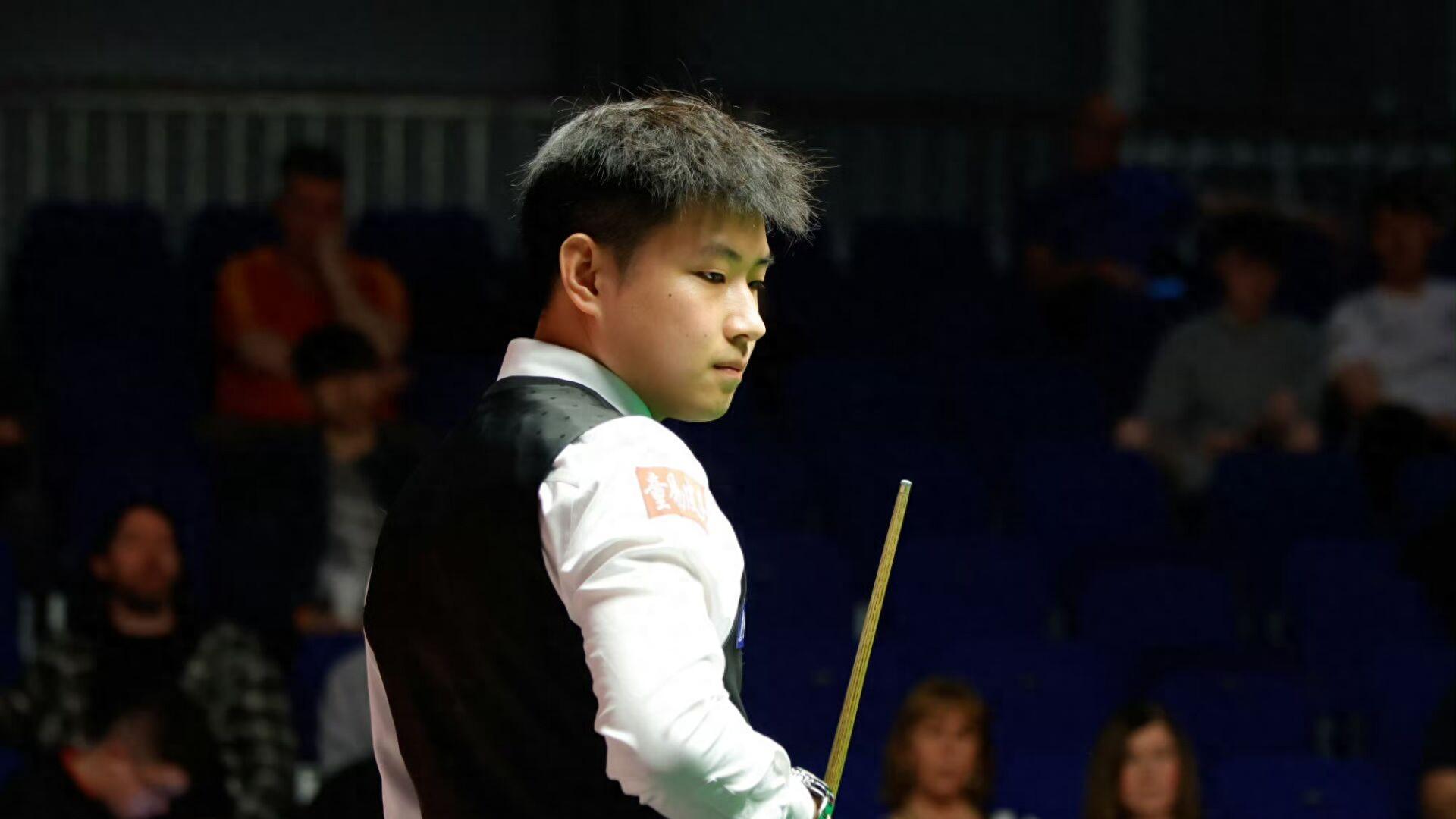 斯诺克世锦赛：赵心童10-4大获全胜