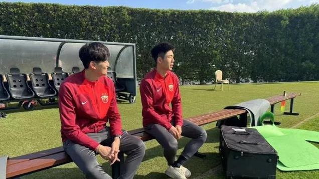英超战报：曼联1-3不敌布莱顿，上海海港门将颜骏凌晒国外训练照