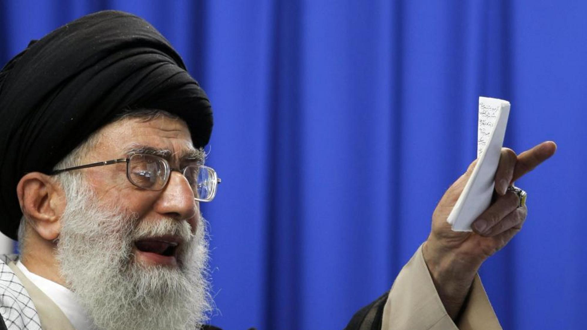 伊朗总统想与美国对话，最高领袖坚决反对，副总统辞职