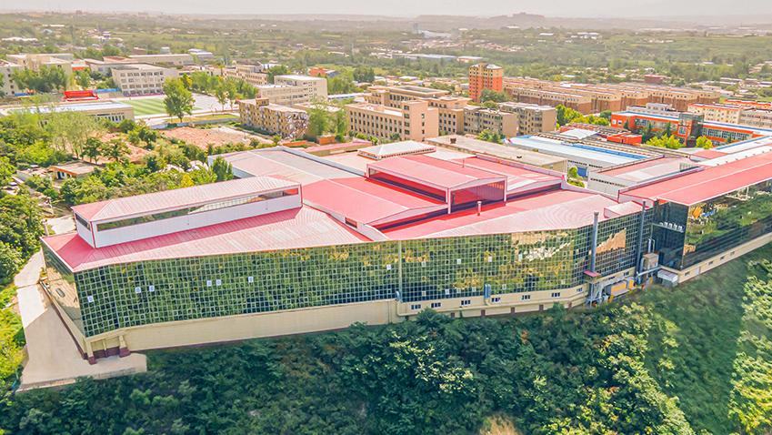 利生科教：标准为基 AI赋能 树河南教育装备标杆