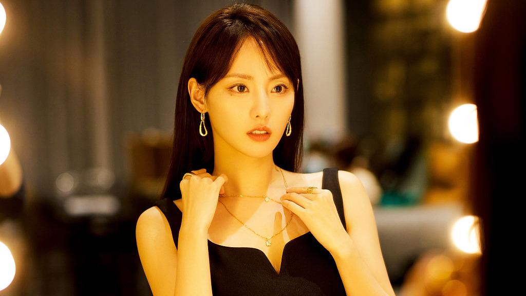 张嘉倪处境如何？下一步的她该怎么办。