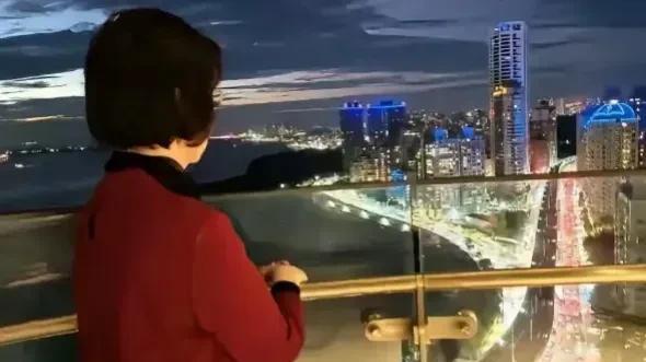 豪宅变凶宅？琼瑶离世后陈中维一家被邻居驱赶，儿媳做法令人动容