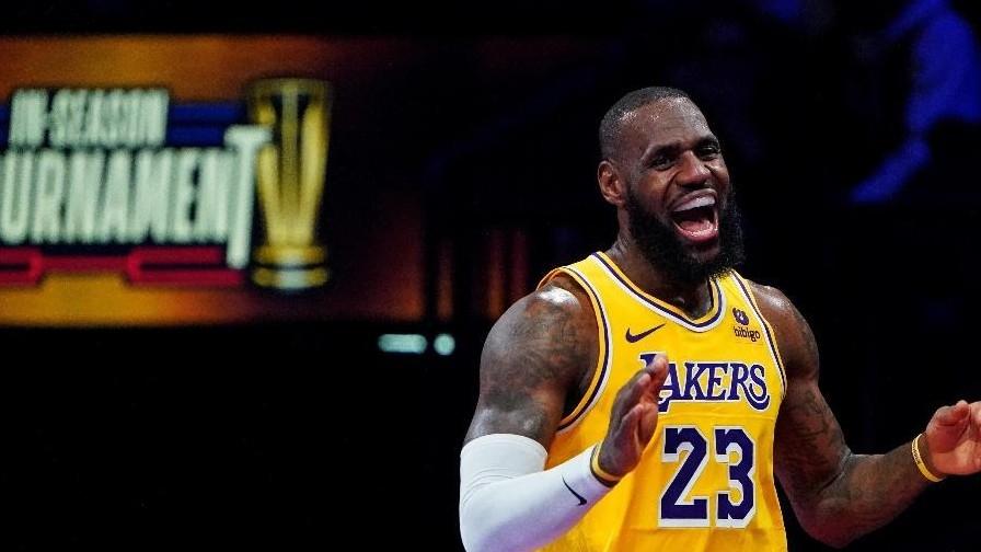 NBA月最佳揭晓：米切尔詹姆斯获奖，詹姆斯刷新历史纪录