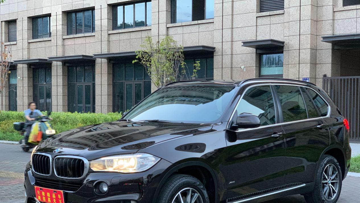 14万预算圆梦蓝天白云，2014款宝马X5，10万公里一手车况如何？