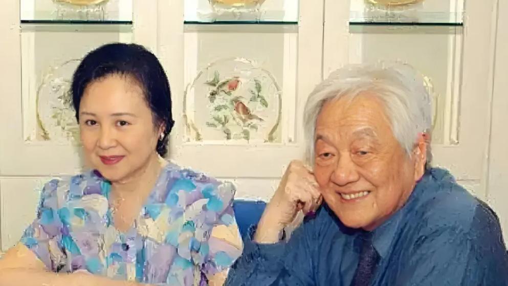 难怪琼瑶不与平鑫涛合葬，二人墓地相隔两公里！生前琼瑶连他的名字都不想听到！