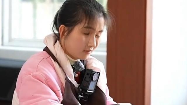 妈妈，我回来啦！盲人女孩1200公里返乡路，引发百万网友关注