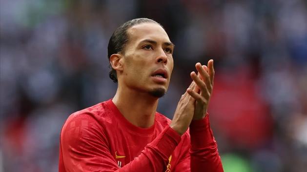 利物浦1-2纽卡，无缘英联杯冠军，赛后评分：纽卡33号排第一