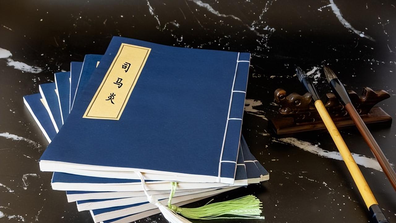 皇帝嫌弃儿子愚钝，派妃子指导房事，不想意外怀子，埋下亡国祸根