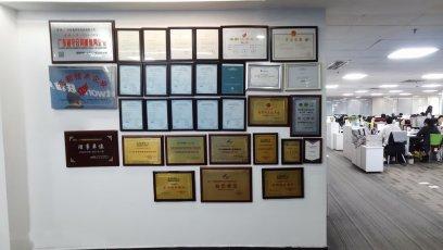 解码深圳联雅网络：如何以高端网站定制为支点，撬动企业数字化未来？