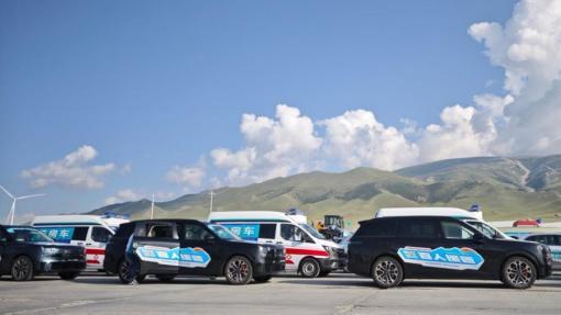 ​​戈壁滩上的可靠伙伴，领克900成为医疗公益的出行担当​​