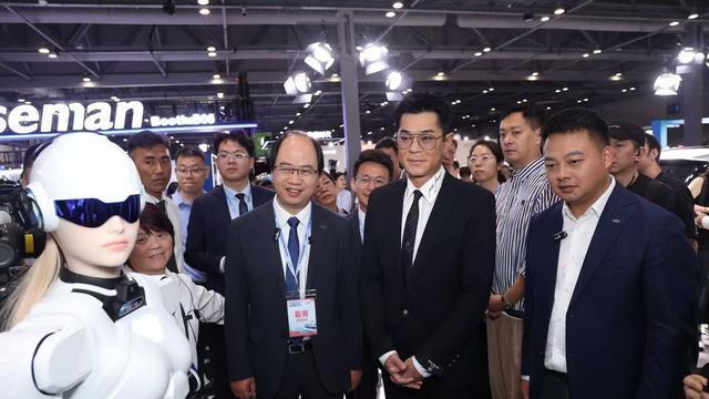 奇瑞香港车展全球首秀：技术平权重塑出行 开放创新链接世界