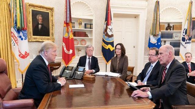 特朗普正式邀请中方，中美俄三国会晤成重点，普京释放出最强信号