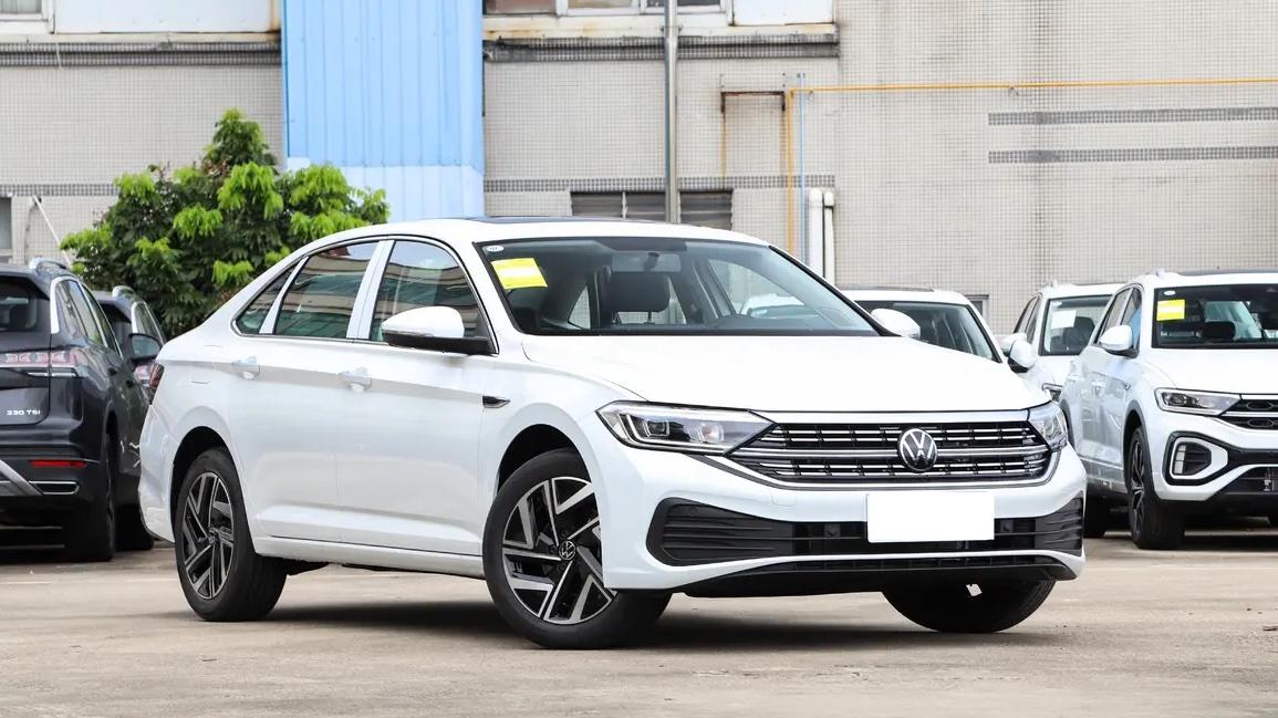 全新一代速腾L三季度上市，预计新老同堂销售，像不像小迈腾？