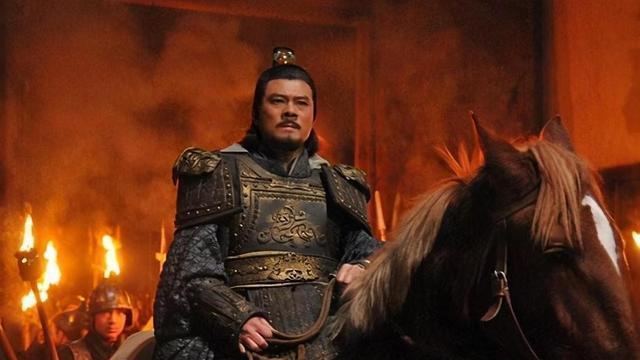 将军命令撤退，小兵听错敲响进攻战鼓，汉人大胜收复半壁江山！