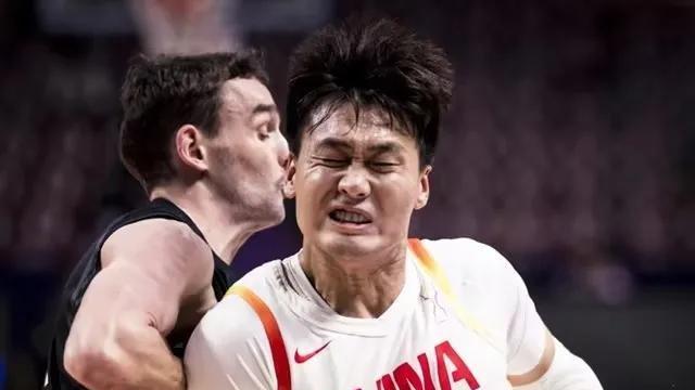 中国男篮98-84战胜新西兰晋级决赛