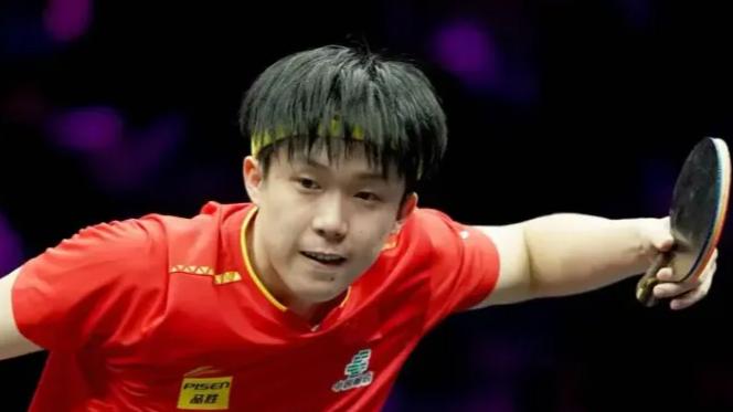 国际乒联第12周世界排名：林诗栋、孙颖莎稳居榜首，张本智和重回前三