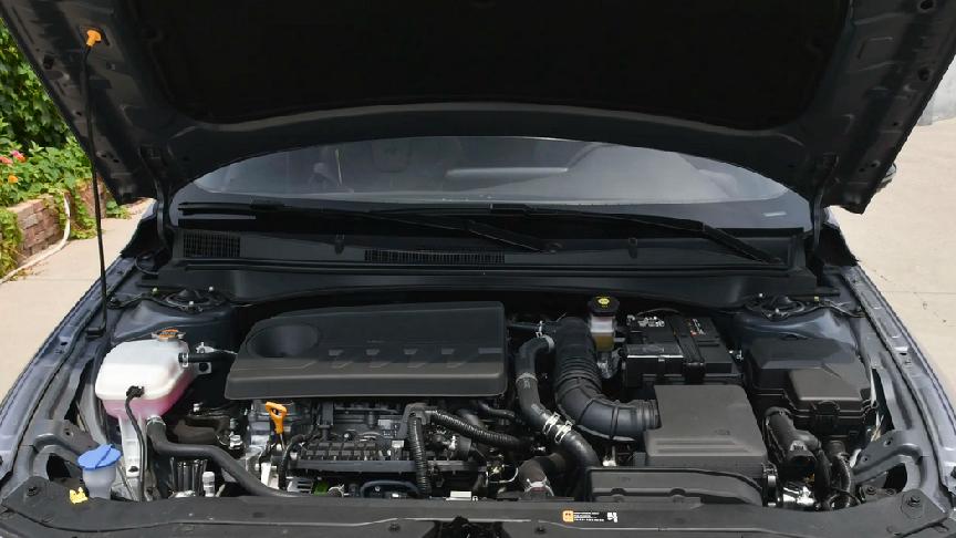 北京现代拼了，买车可抽电视、手机和门票，选伊兰特还是轩逸？