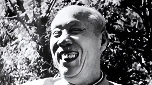 1950年，一位村妇从报纸上得知丈夫董必武再娶，长叹：这是命啊