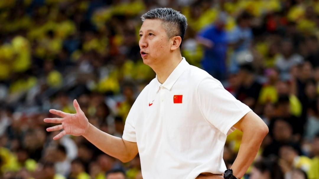 中国男篮四连胜暴露两大短板！没郭艾伦真不行！亚洲杯大名单明朗