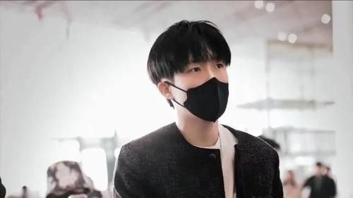 王楚钦发微博，很开心成为麦当劳品牌代言人，网友：终于等到你