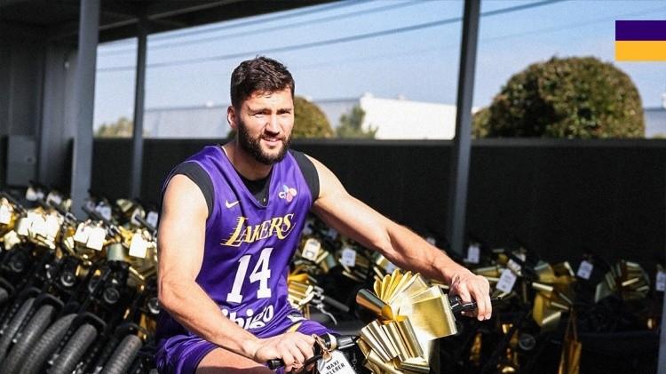 东契奇为湖人全队送了100多辆电动自行车，单辆售价2995美元起