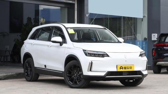 新车｜售39.8万元，创维EV6新增惜艾尊享版上市，配专属睡眠座椅