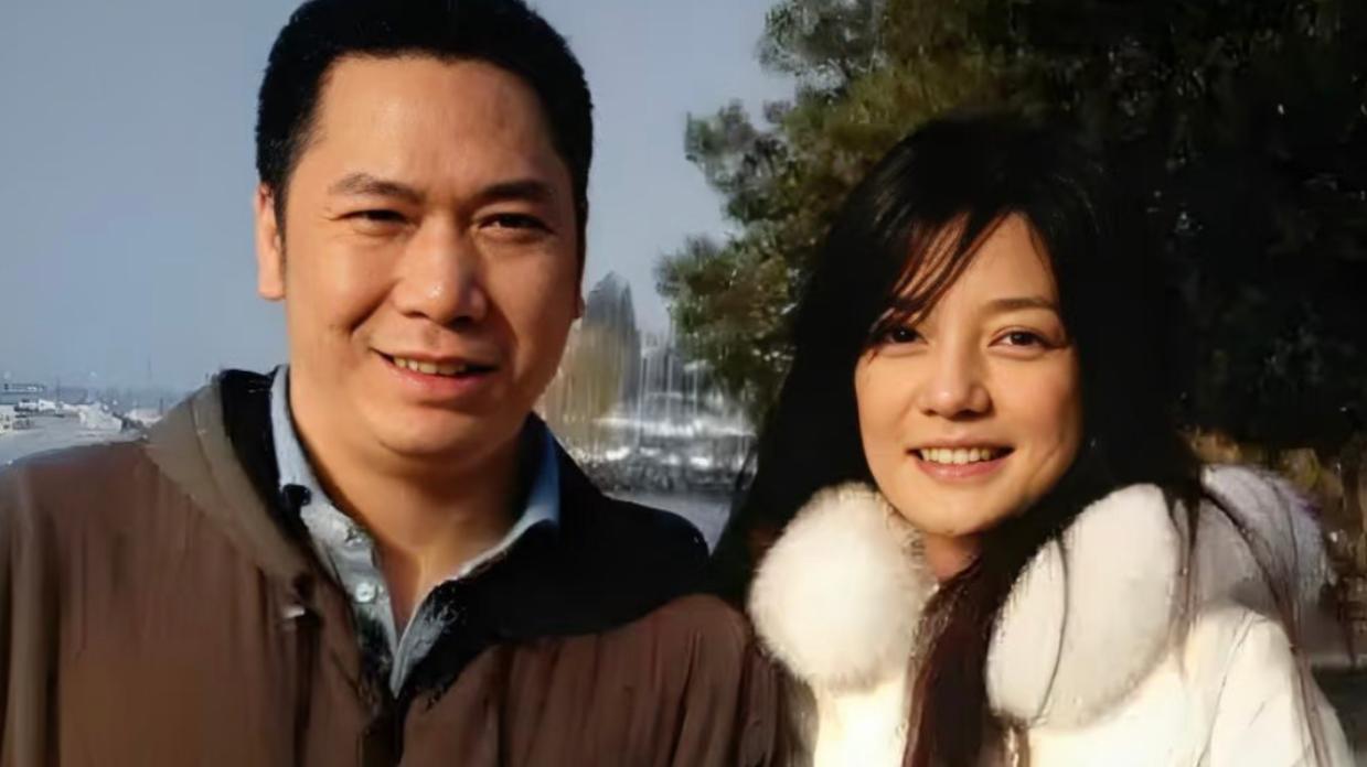 负债10.5亿！富豪丈夫落难，赵薇离婚内幕终究被抬到明面上