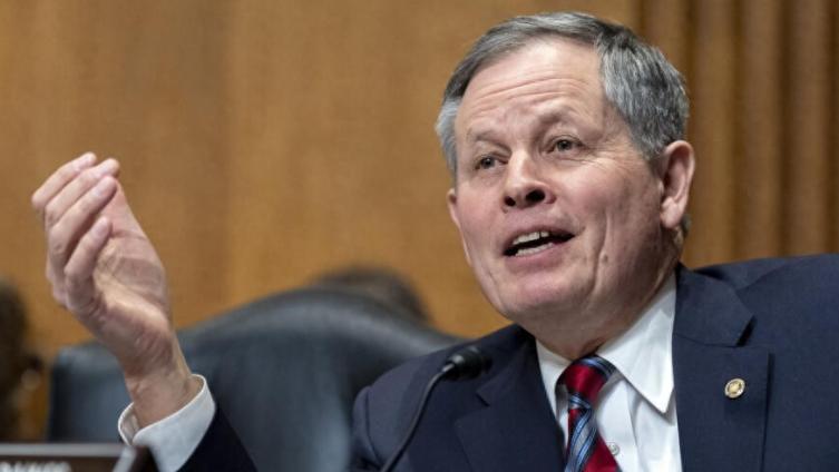 美政坛“替补选手”抵京探路，特朗普对华政策陷三重困局