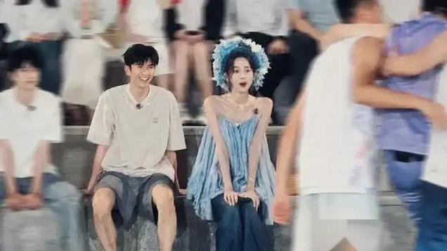 妈呀! 磕晕，11年前让张云龙开学惊艳的新疆大美人娜扎，真追到了