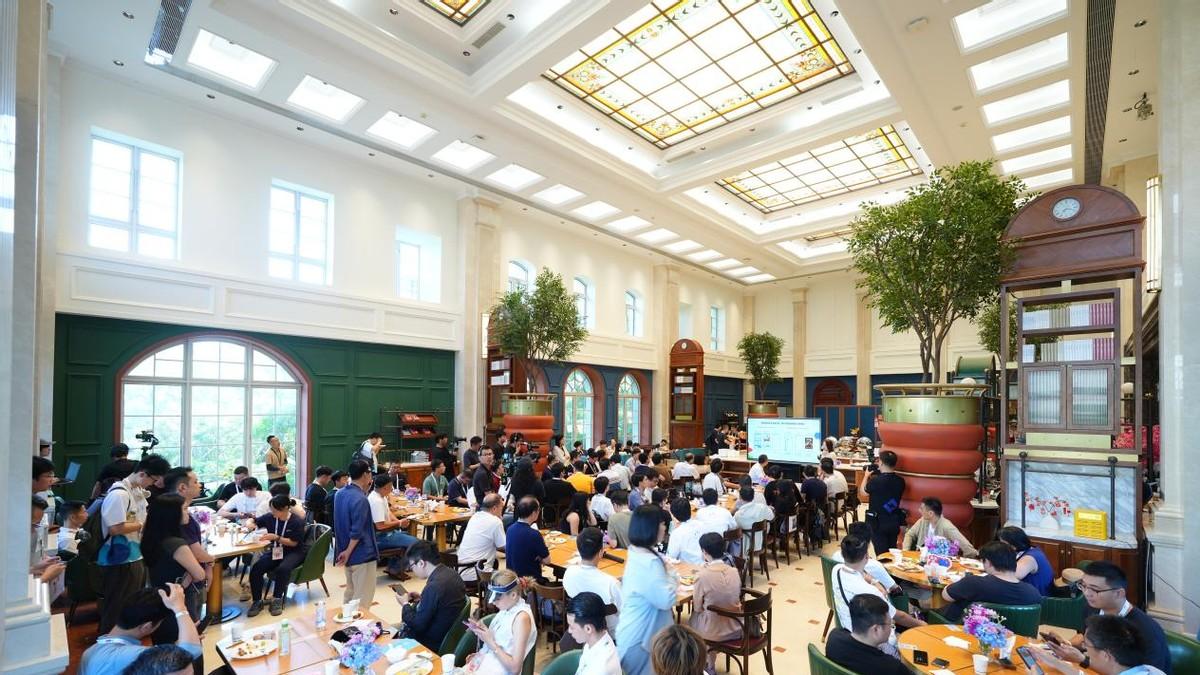 HDC早餐会上放了这三个大招！开发者必看