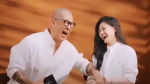 久违大S终于露面，2岁萌娃引网友猜疑！