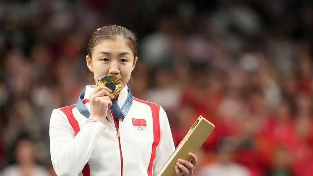 被饭圈文化裹挟，被迫让出c位，他究竟做错了什么？
