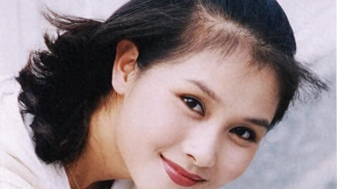 侯继林：从小立志要当画家，意外入行当演员，丈夫是大家熟悉的他