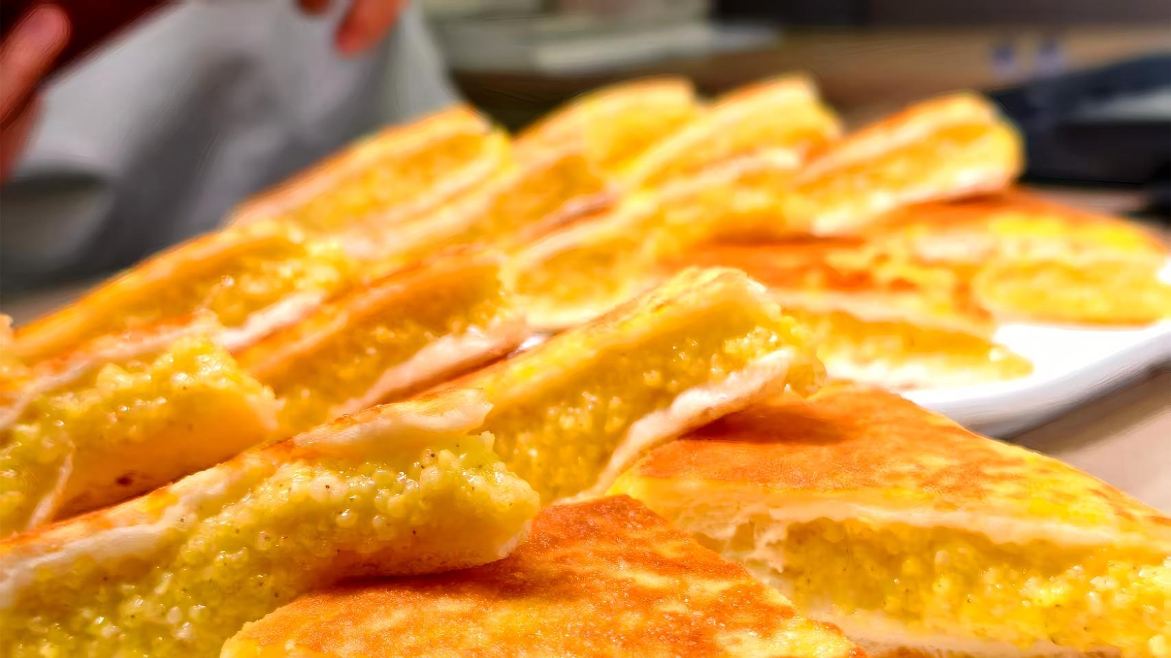 谁懂啊！大黄米饼拉丝到手机都拍不全✨