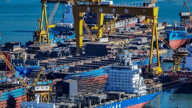 只要中国船只进港，就收150万美元！马克龙使坏，中国用实力回击