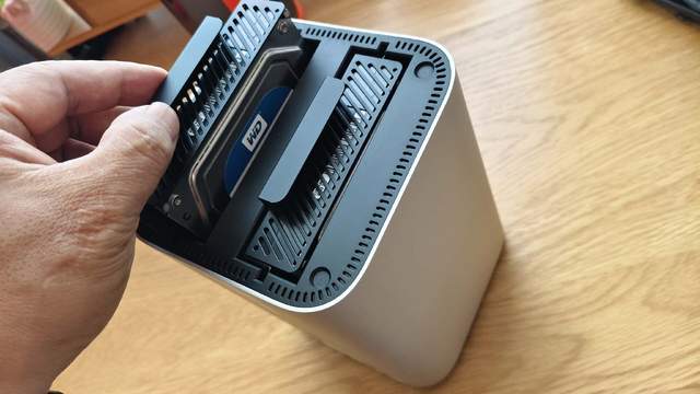 奥睿科（ORICO） MiniTower，造就Mac mini M4桌面混合新存储