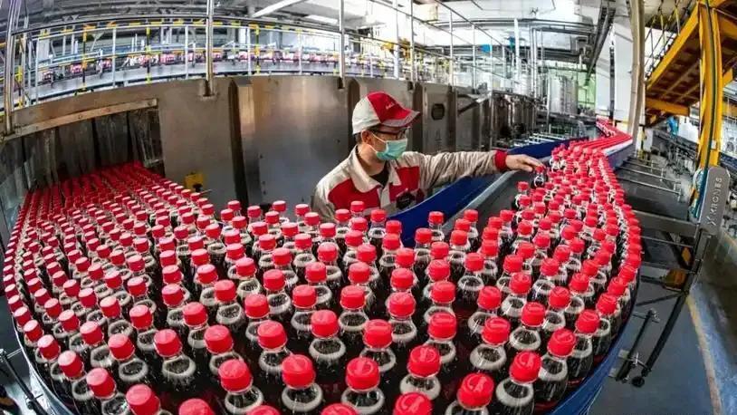 可乐卖3元赚得盆满钵满，国产饮料卖6元却亏钱，这是什么原因？