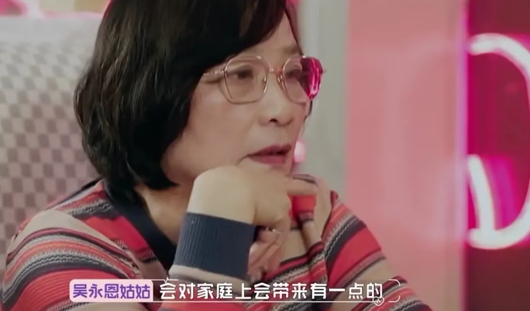 王子文：看过他爱你的样子，他不爱你时便愈发明显