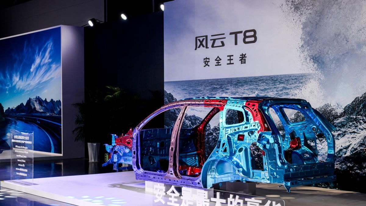 年轻人的第一台全能SUV：风云T8实用性解析