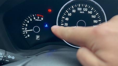 使用暖风和除雾需要开启AC吗？暖风能否有效除雾？