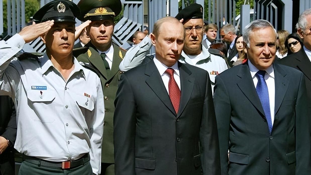 美国无计可施了！美国务卿亲口承认认怂，已无对俄罗斯新制裁空间